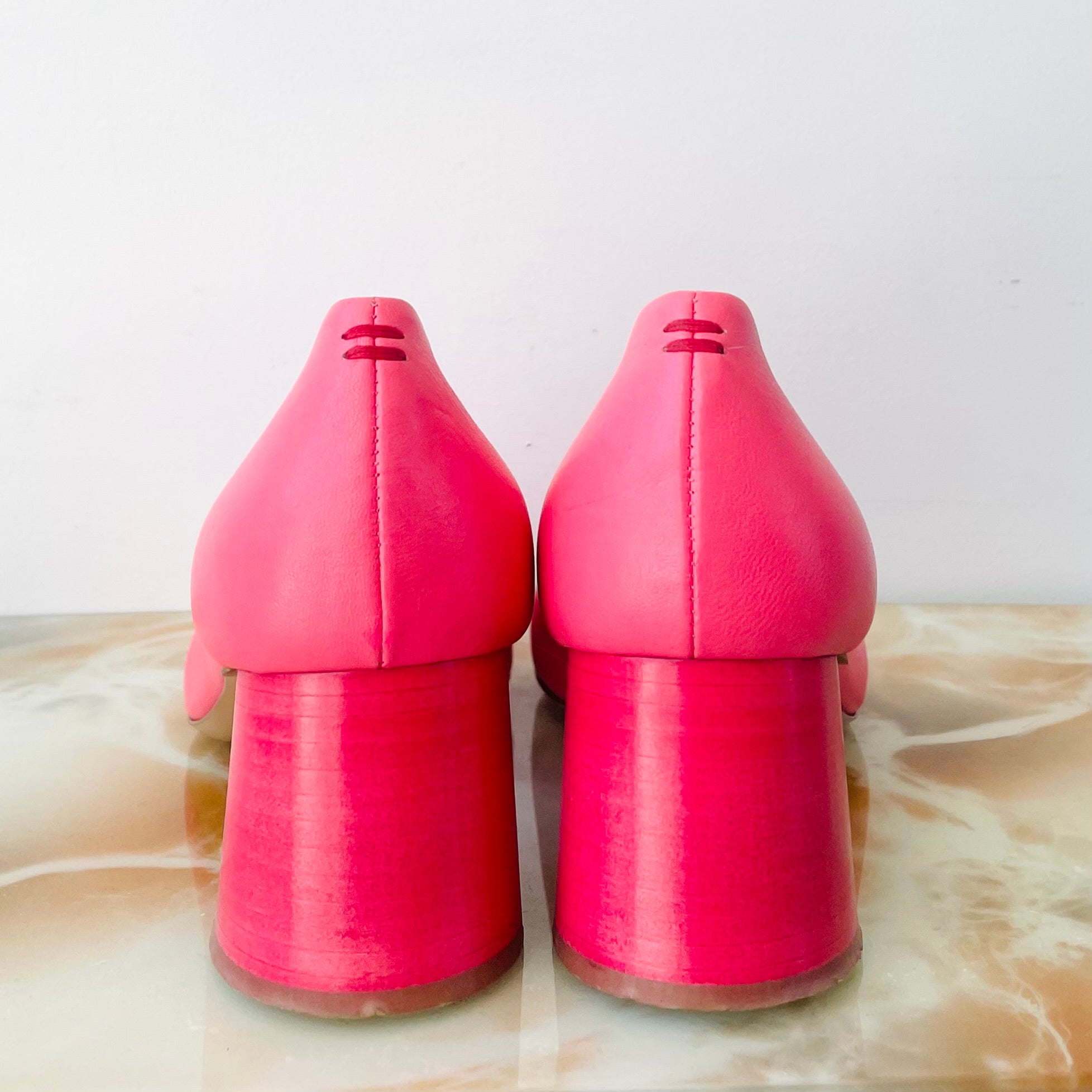 Hot Pink Leather Pointed Toe Heels (41)