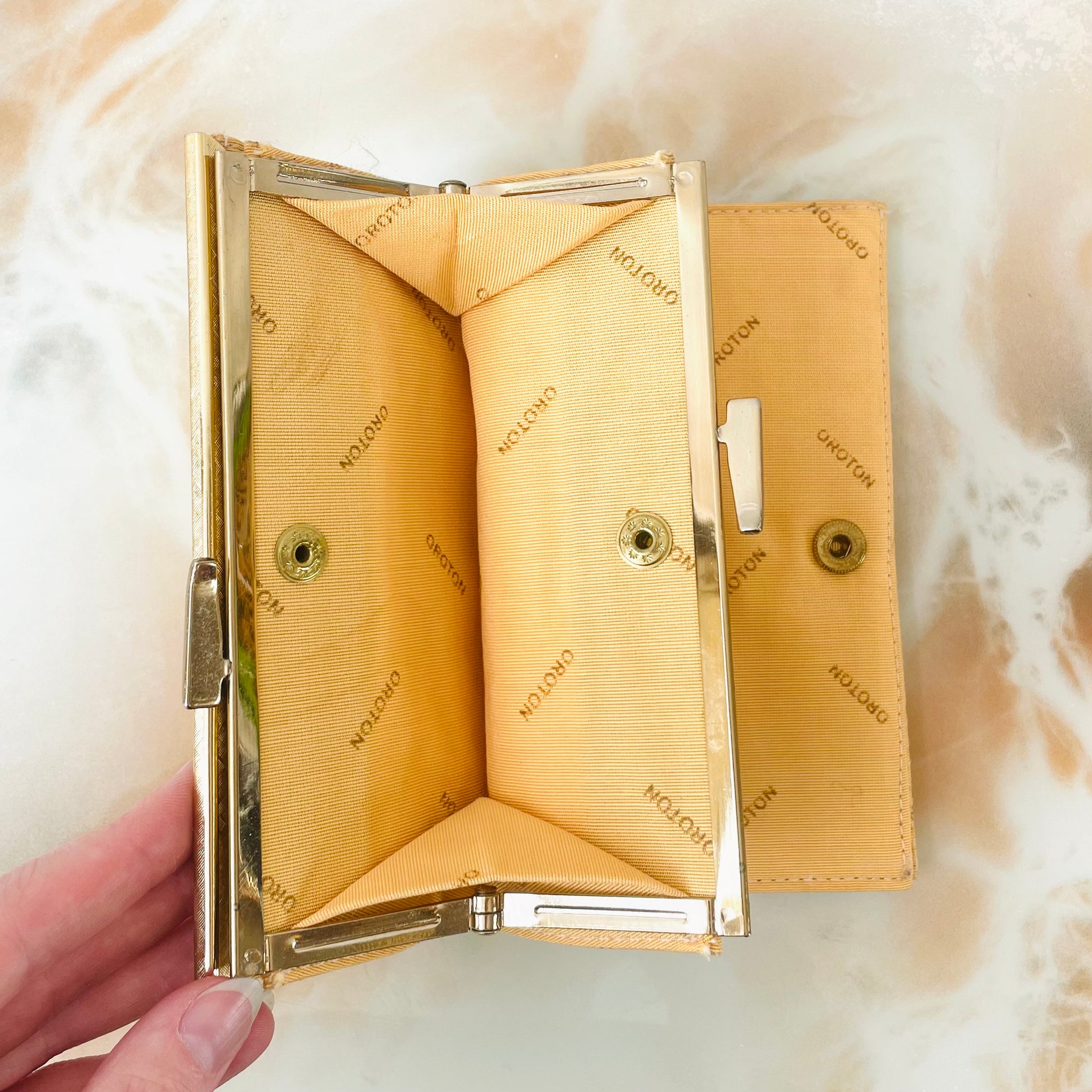 80s Oroton Gold Mesh Wallet
