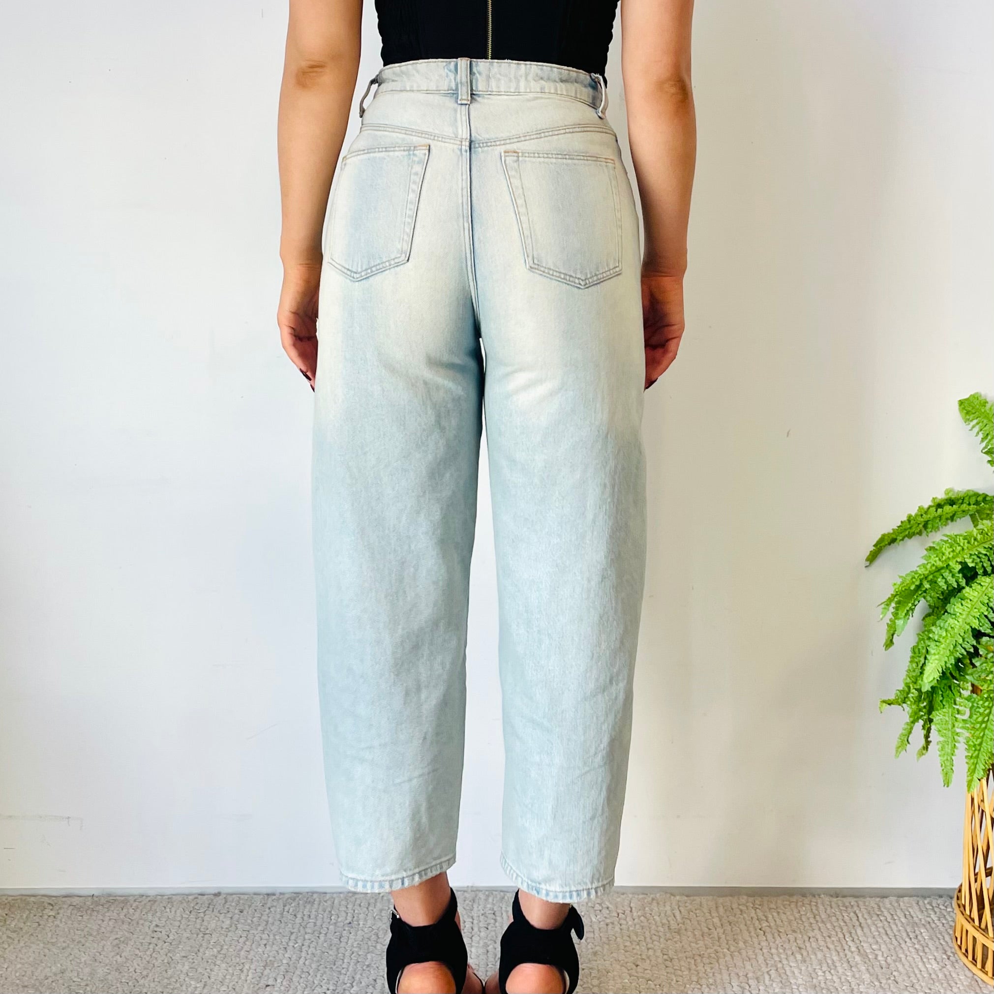 Barrel Leg Jeans (S)