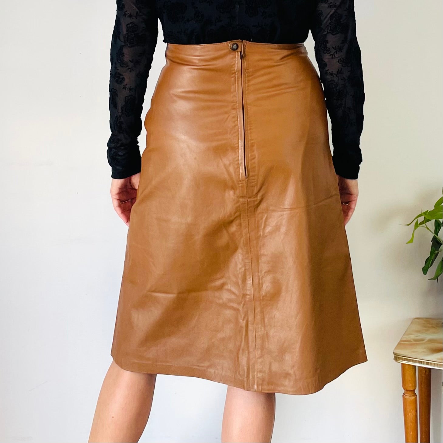 Vintage Tan Leather Skirt (M)