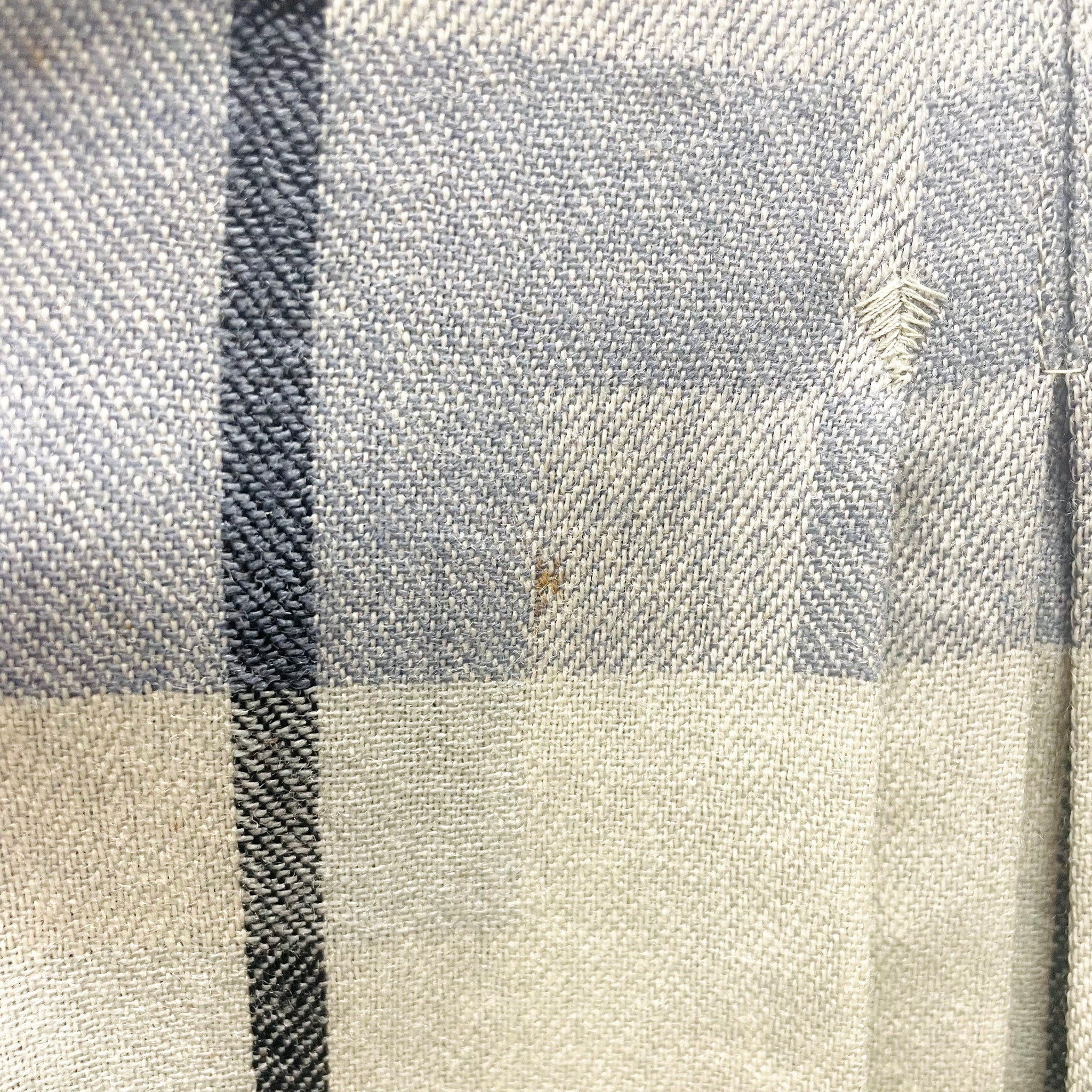 Vintage Wool Pleated Midi Skirt (M)