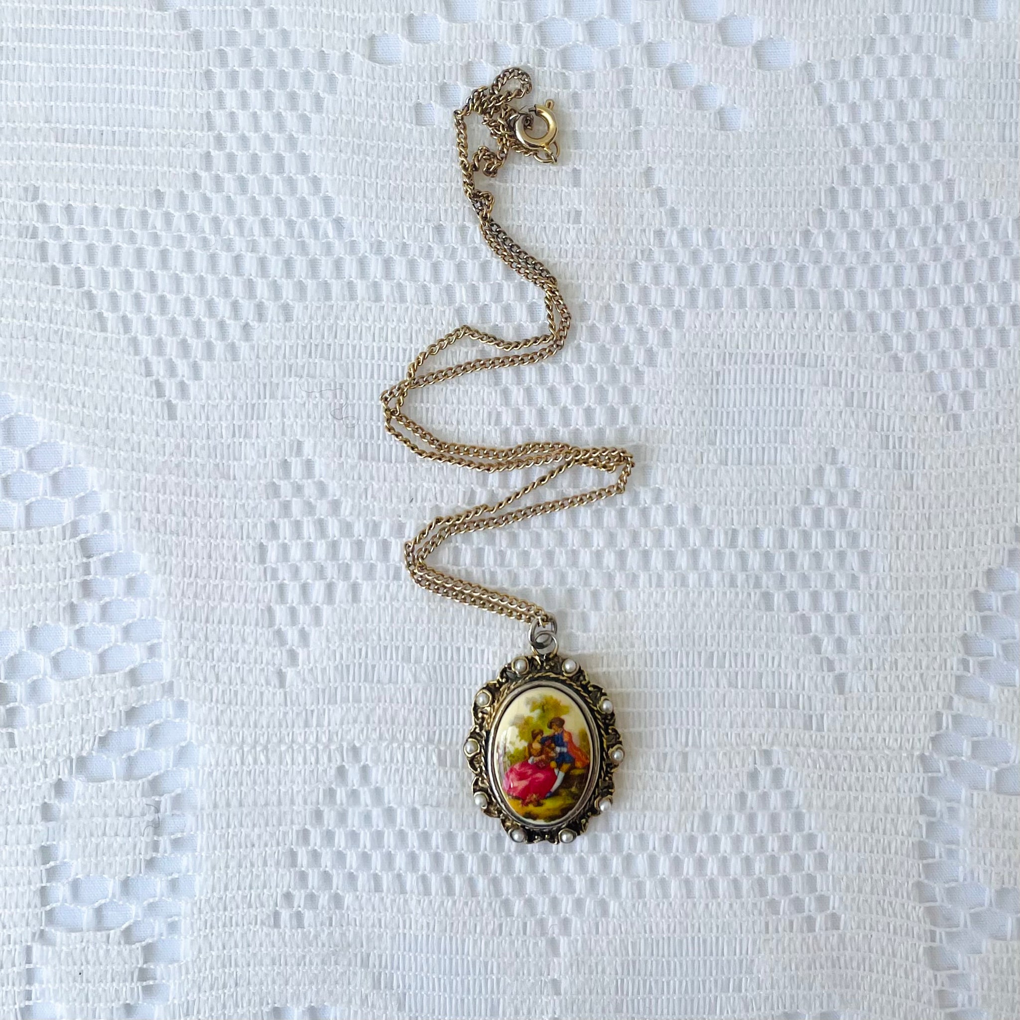 Vintage Porcelain Cameo Pendant