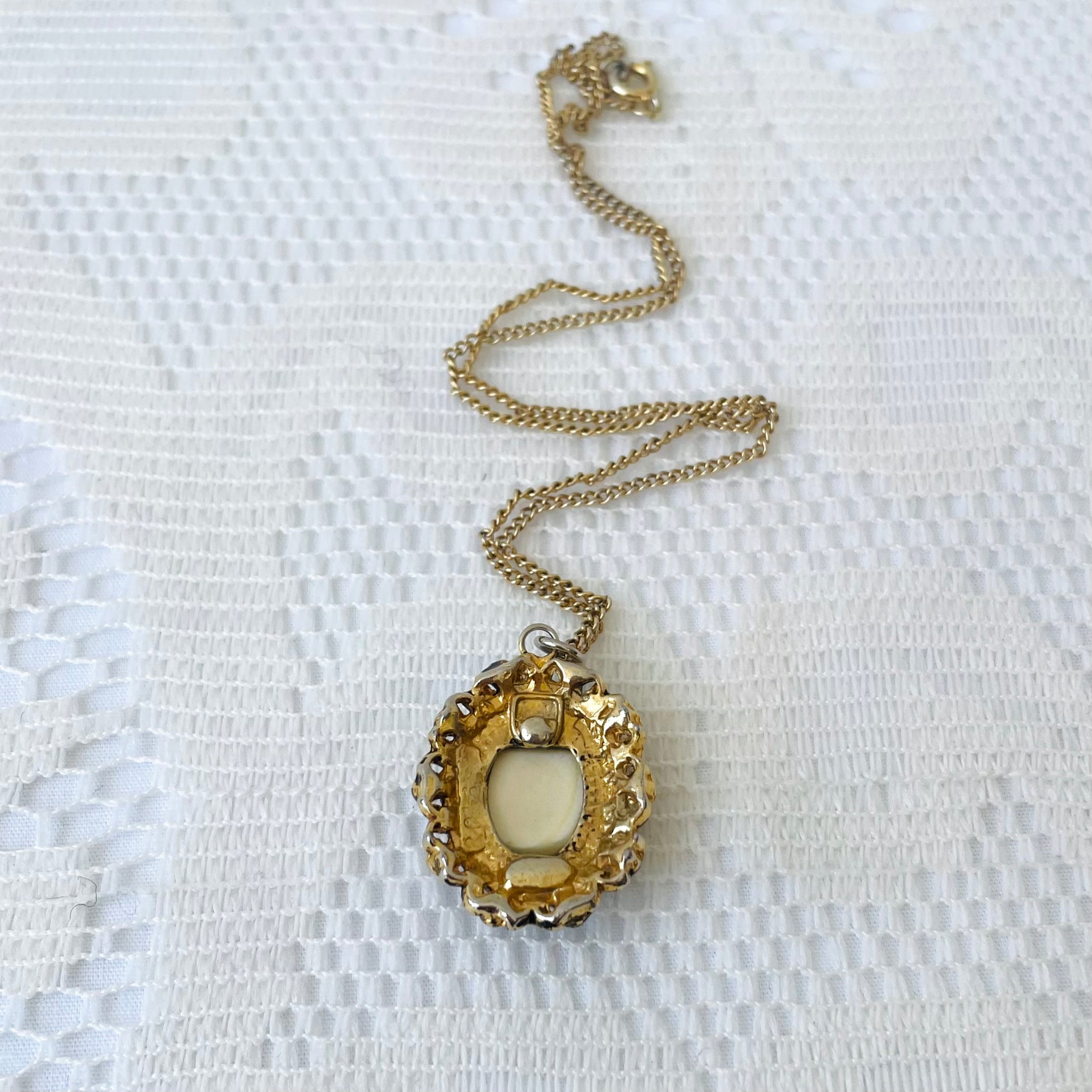 Vintage Porcelain Cameo Pendant