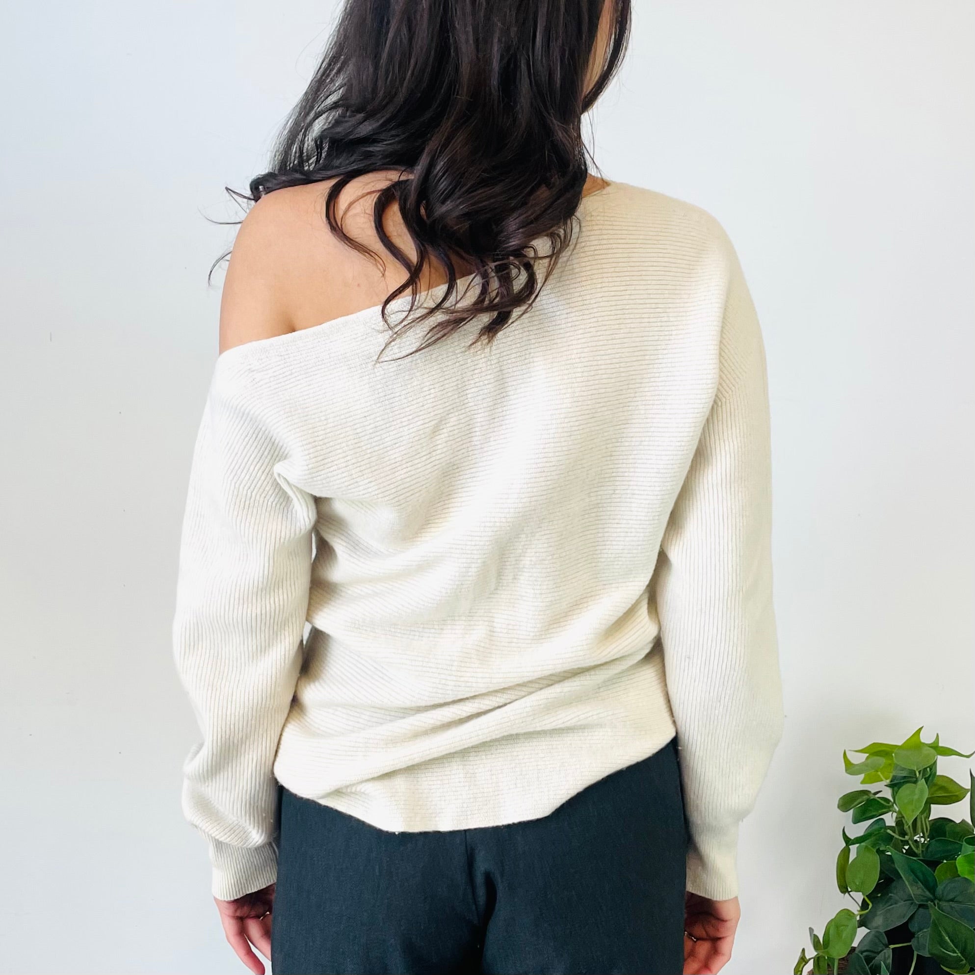 Merino Off The Shoulder Knit (M)