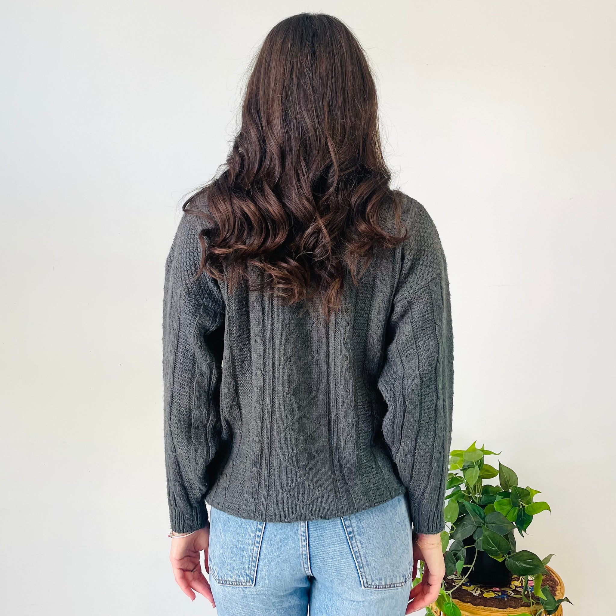Vintage Mock Neck Cable Knit (M-L)