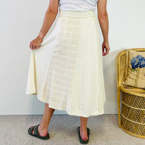 Vintage Textured Midi Skirt (M-L)