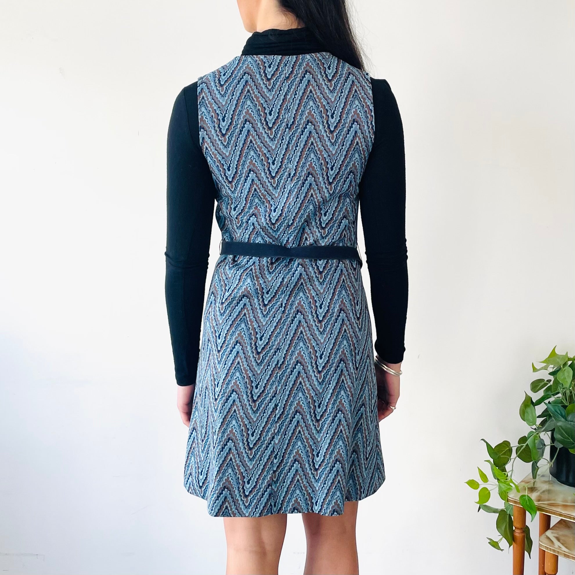 Vintage Chevron Zip Front Mini Dress (S)