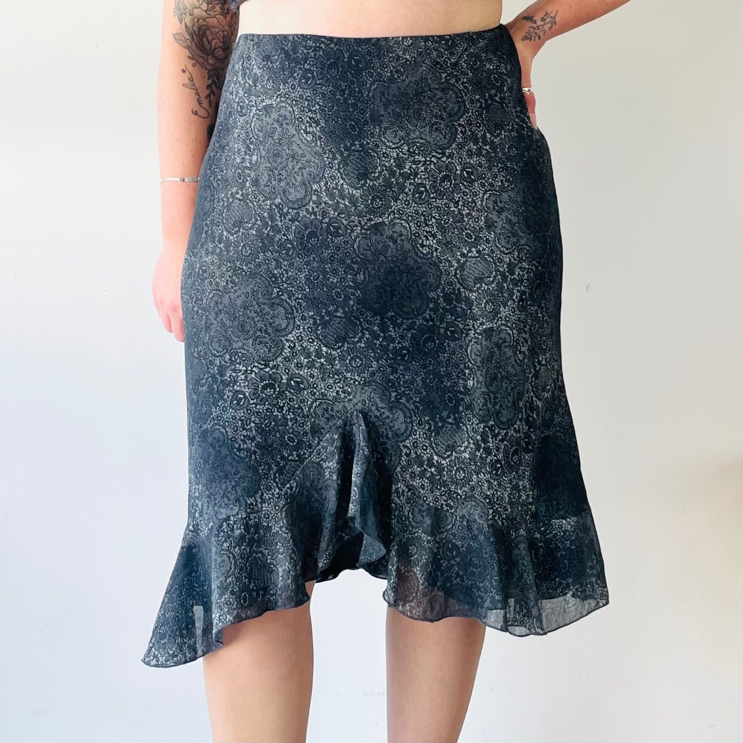 Lace Patterned Midi Skirt (XL)